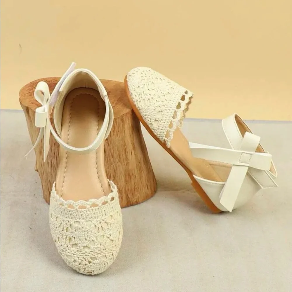 Toddler Girls crochet / lace Bow Ankle Strap Flats - Picture 2 of 4
